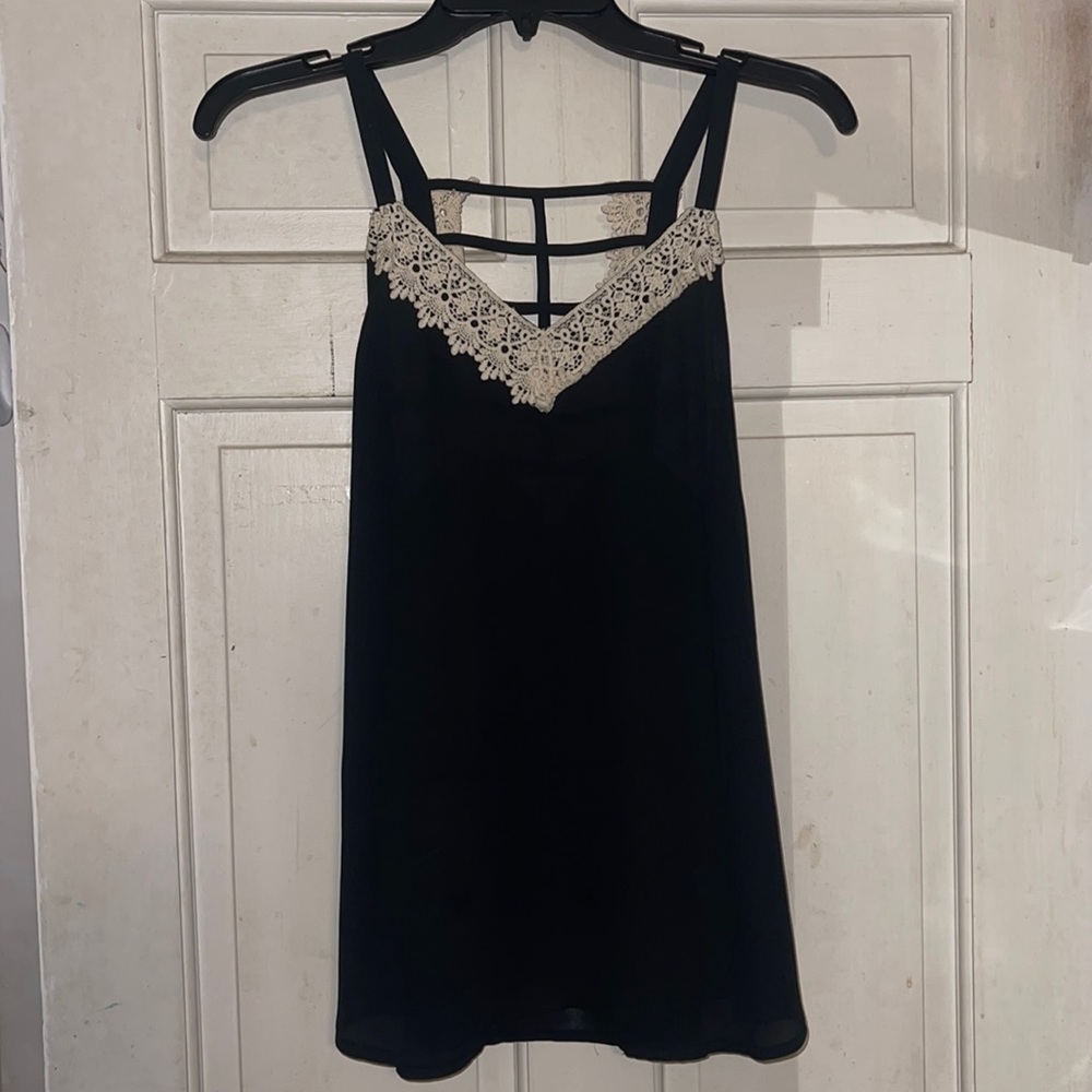 Charming Charlie’s Lace trim tank top medium